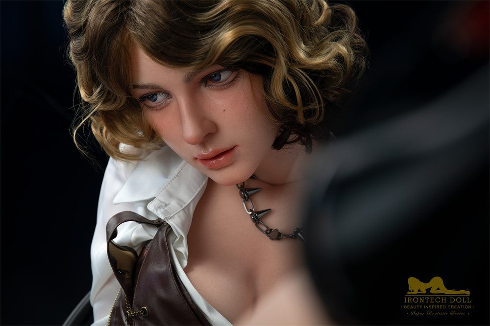 Sandy Sex Doll (Irontech Doll 153 cm E-Kupa S29 silikonas)
