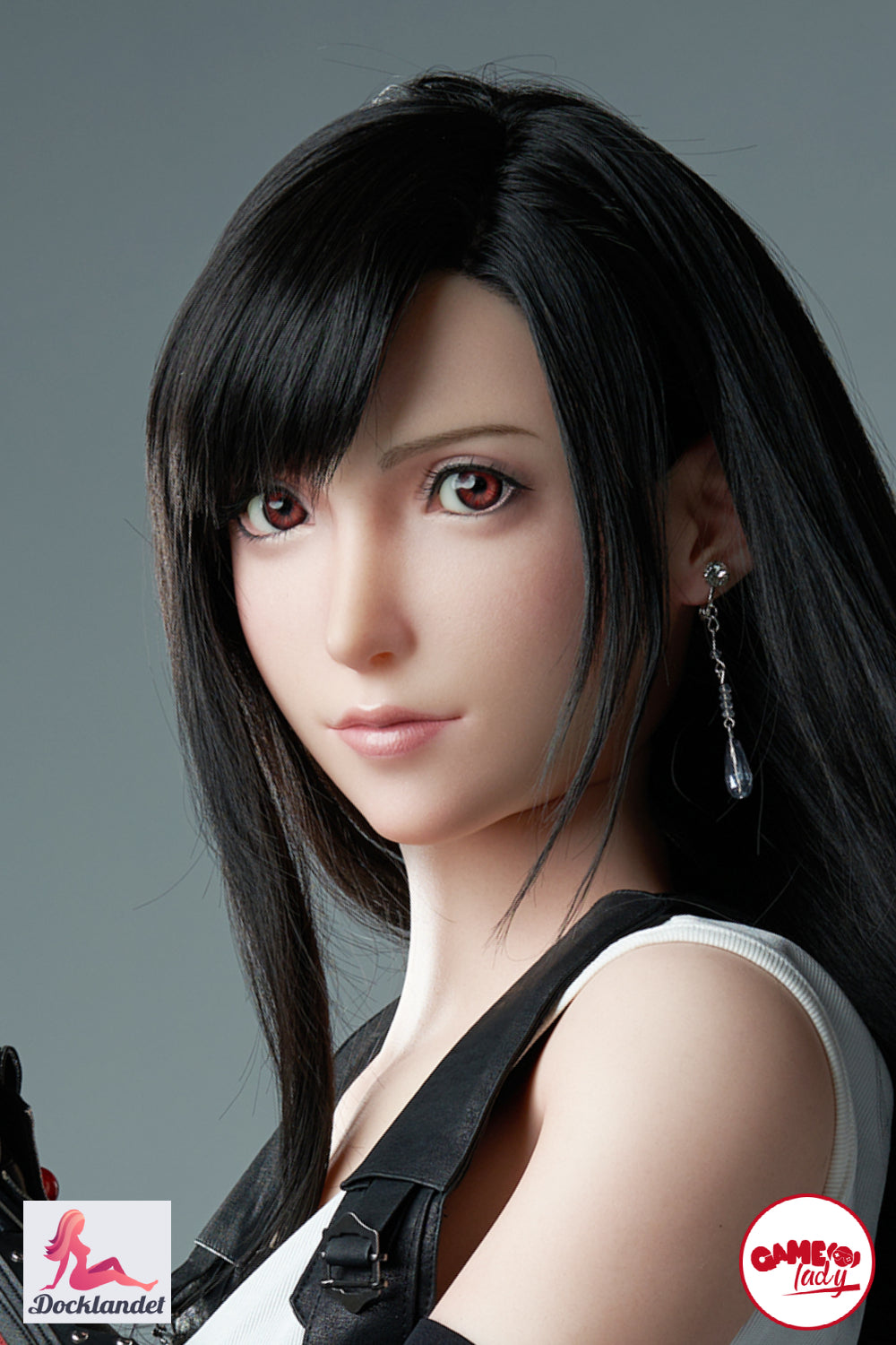 Sekso lėlė Tifa iš Game Lady prekės ženklo. 167 cm ilgio sekso lėlė su krūtine E-puodelis. Tifa žinoma iš žaidimo Final Fantasy 7. Silikoninė cosplay sekso lėlė iš Game Lady. 