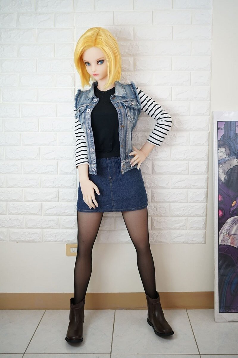 Lazuli Android 18 Sex Doll (Irokebijin 140 cm E-Cup TPE/silikonas)